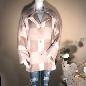 (NWT) MARLA WYNNE GRAPHIC PLAID WOOL COAT (TAN/CREAM)